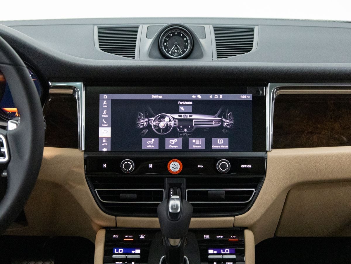 2026 Porsche Macan Macan