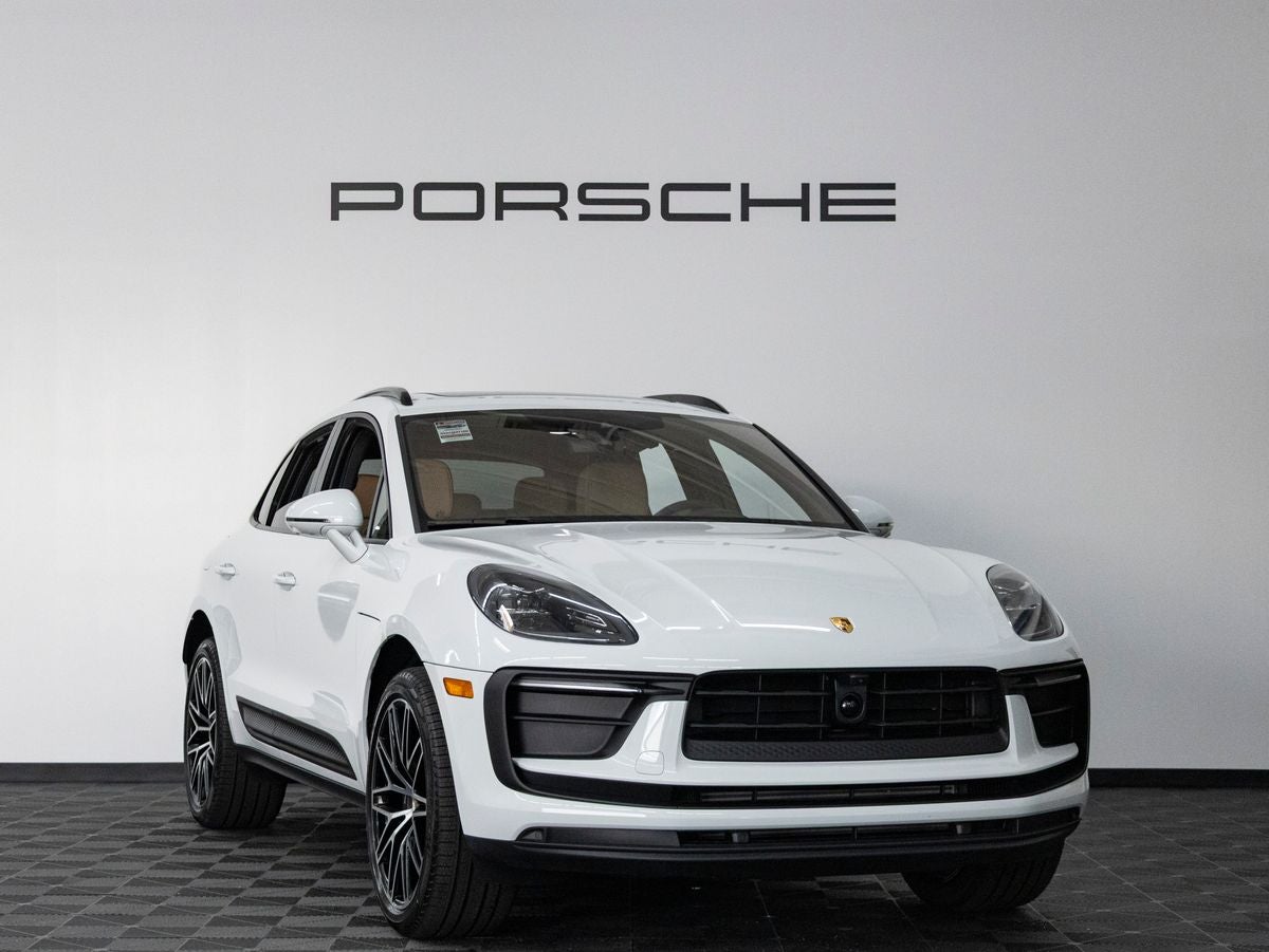 2026 Porsche Macan Macan