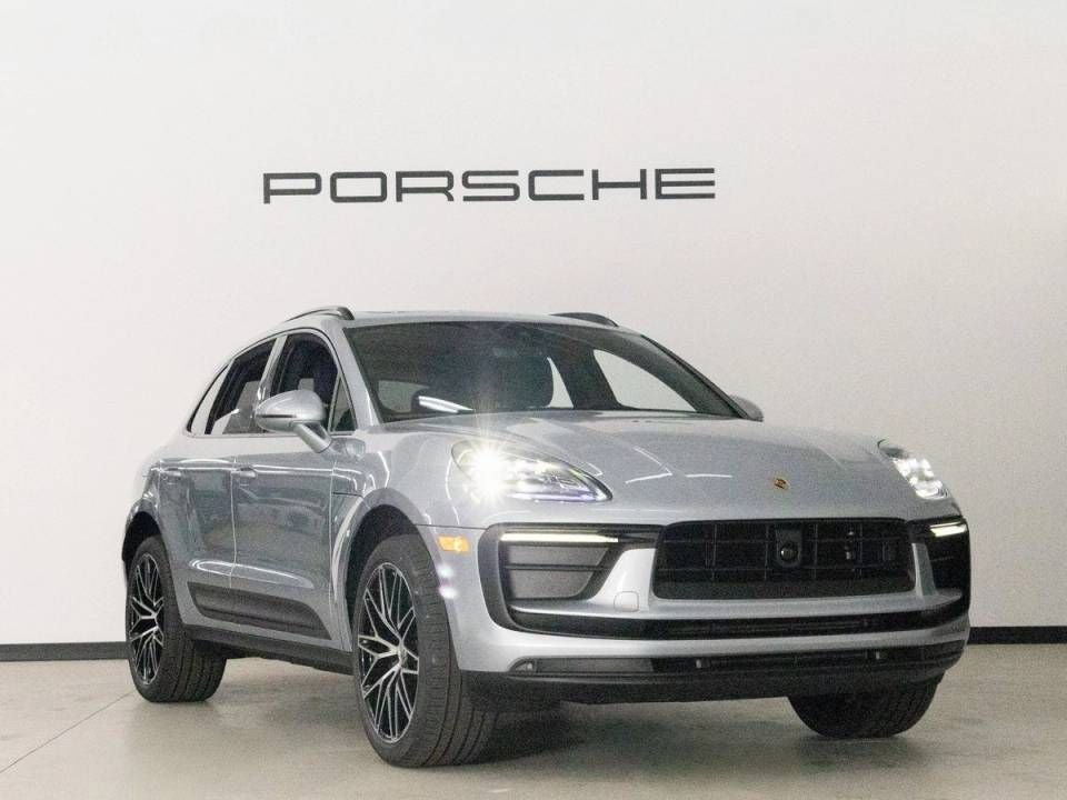 2026 Porsche Macan Macan