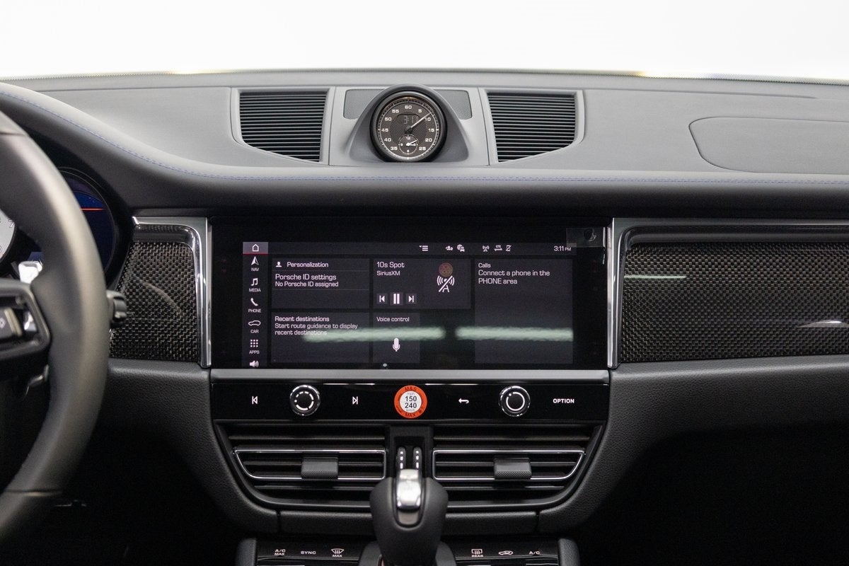 2026 Porsche Macan T