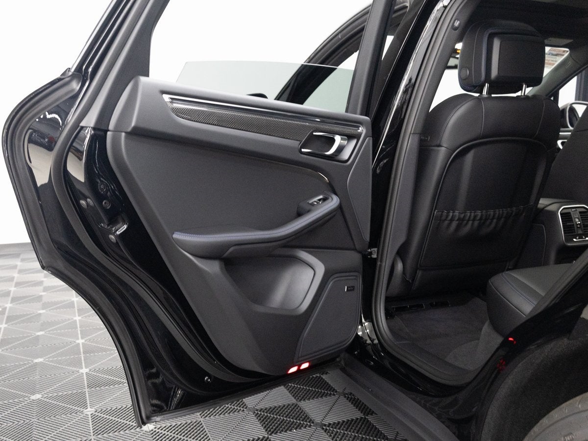 2026 Porsche Macan T