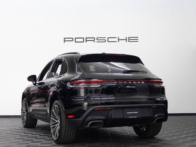 2026 Porsche Macan Base
