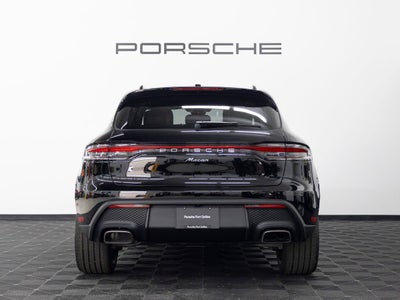 2026 Porsche Macan Base