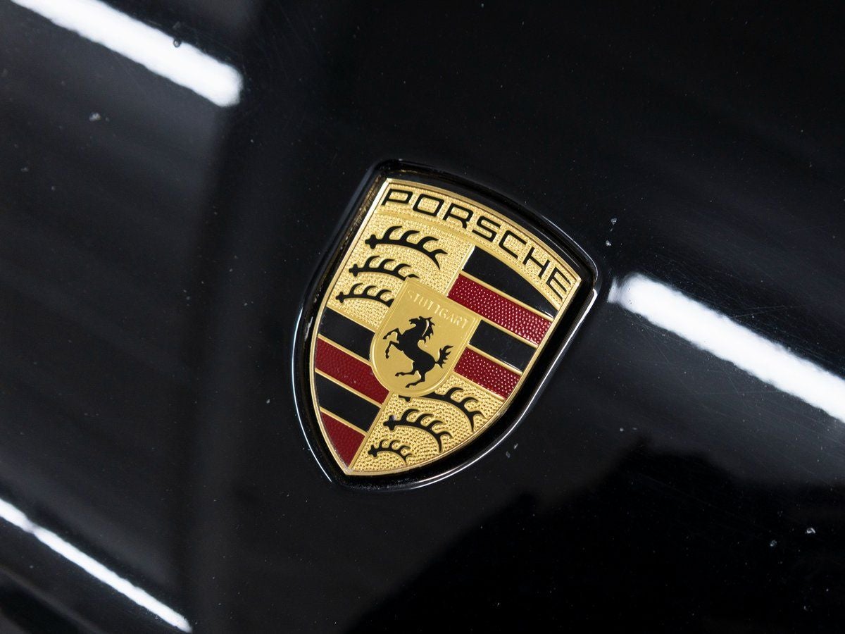 2023 Porsche Macan Base