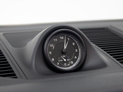 2023 Porsche Macan Base