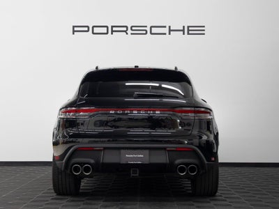 2023 Porsche Macan Base