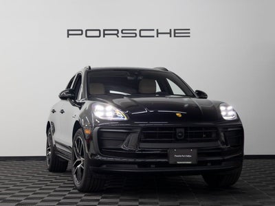 2023 Porsche Macan Base