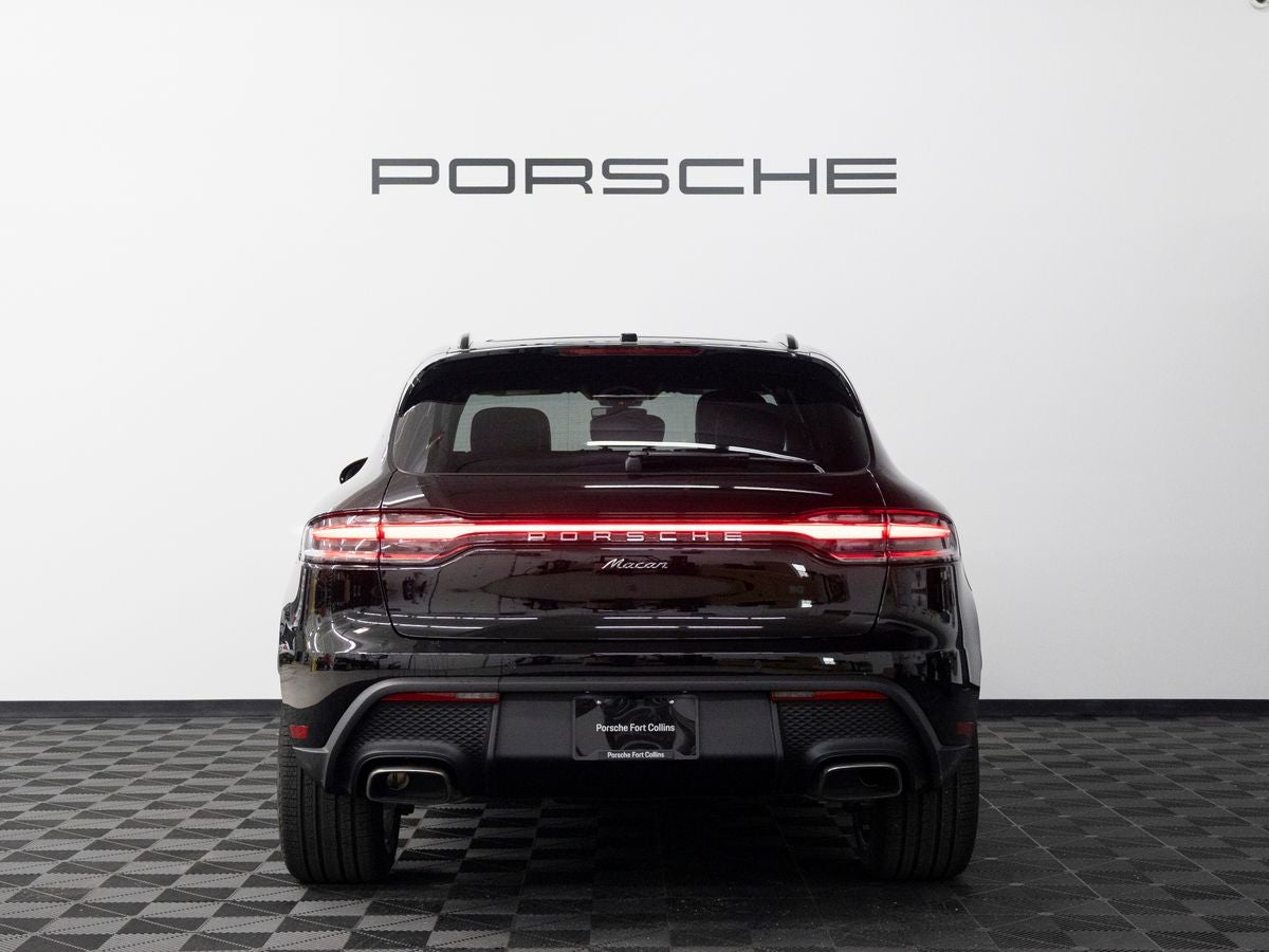 2026 Porsche Macan Base