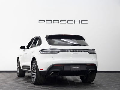 2026 Porsche Macan Base