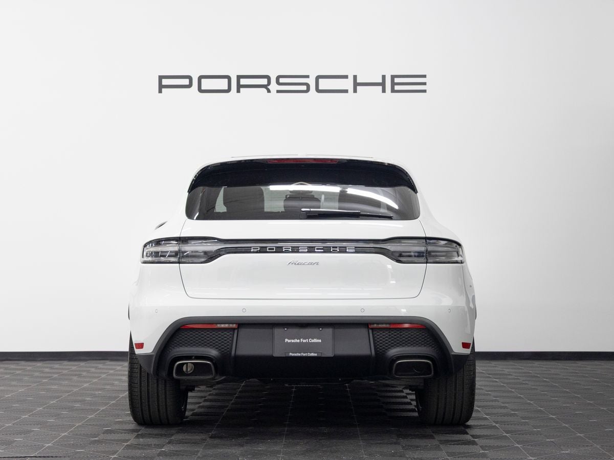 2026 Porsche Macan Base