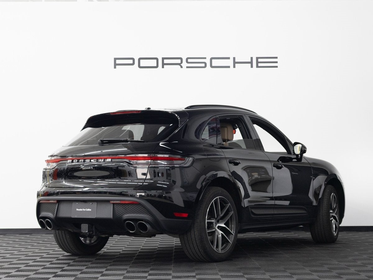 2025 Porsche Macan Base