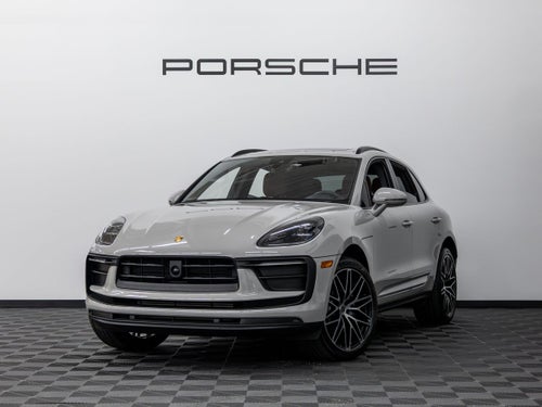 2025 Porsche Macan Macan