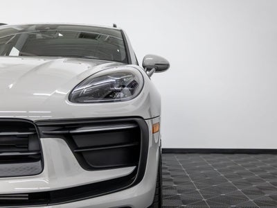 2025 Porsche Macan Macan