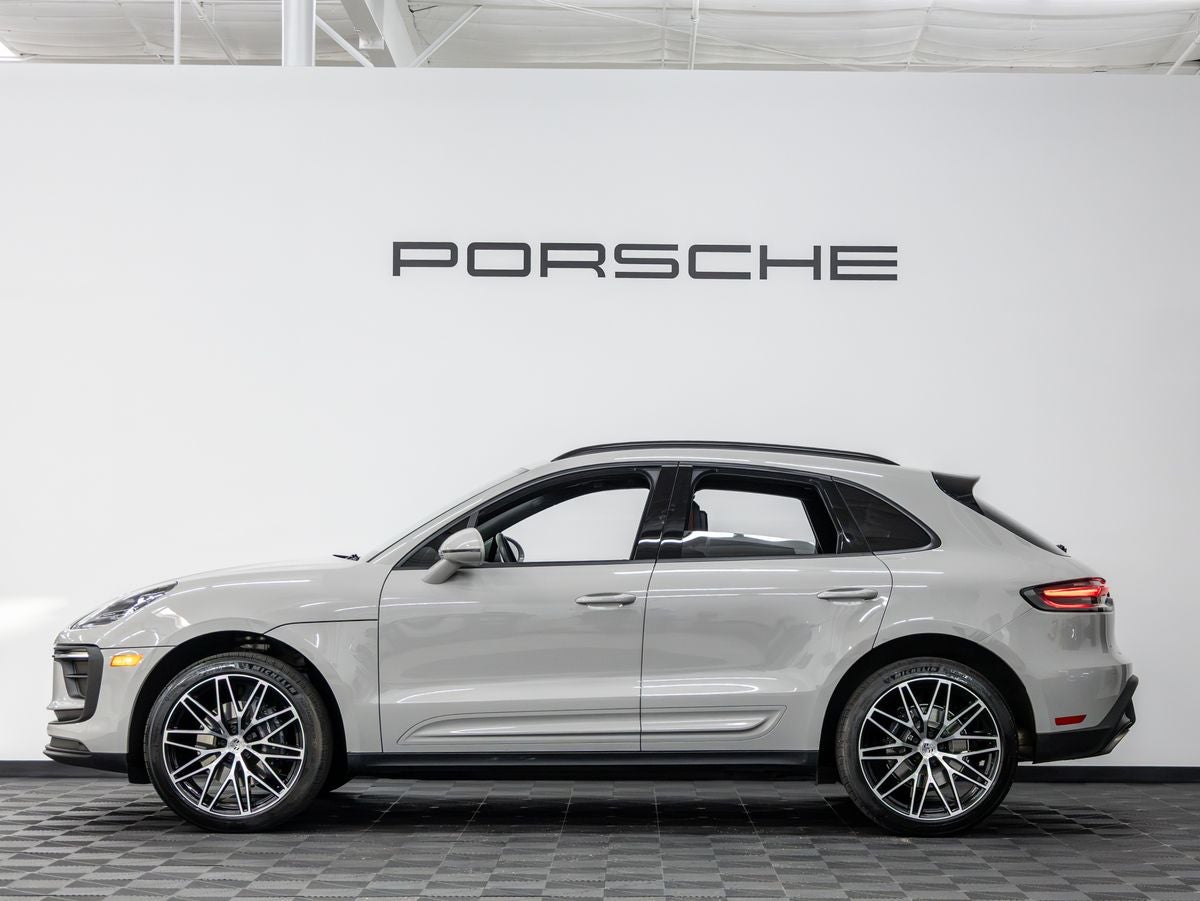 2025 Porsche Macan Macan