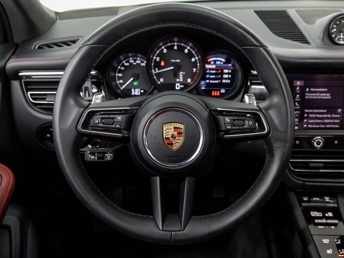 2025 Porsche Macan Macan