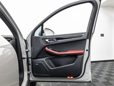 2025 Porsche Macan Macan