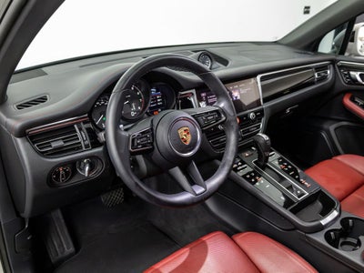 2025 Porsche Macan Macan