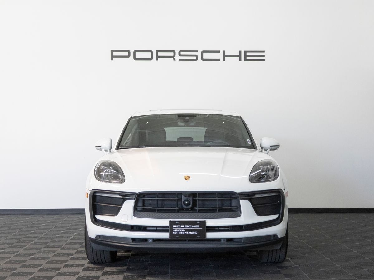2023 Porsche Macan Macan (MY23)