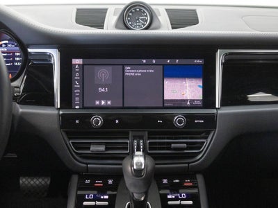 2023 Porsche Macan Macan (MY23)