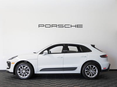 2023 Porsche Macan Macan (MY23)