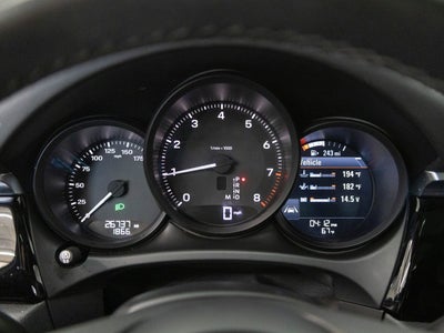 2023 Porsche Macan Macan (MY23)