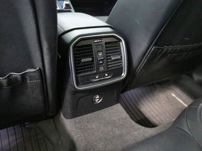 2023 Porsche Macan Macan (MY23)