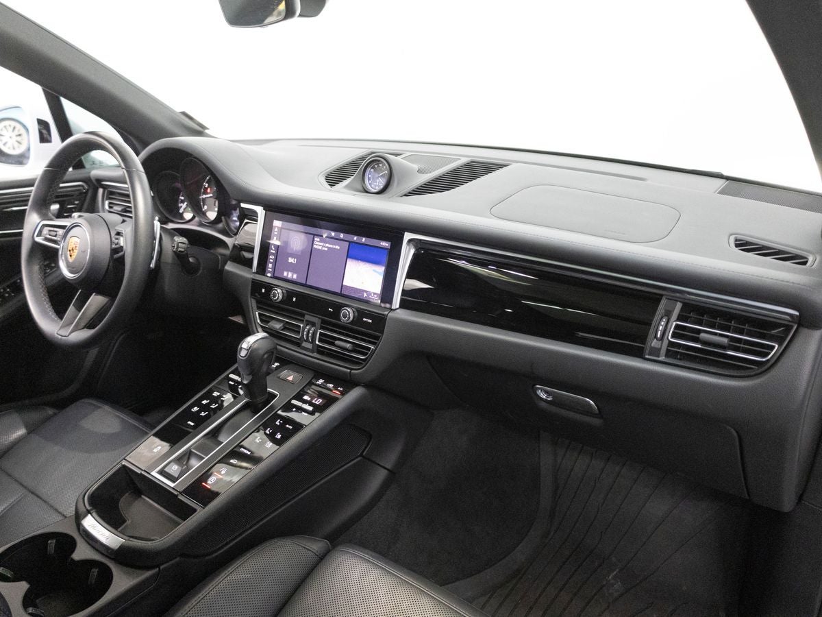 2023 Porsche Macan Macan (MY23)