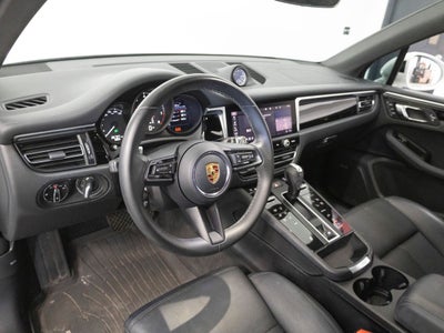 2023 Porsche Macan Macan (MY23)