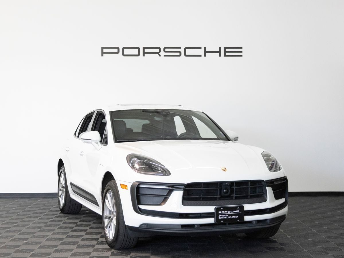 2023 Porsche Macan Macan (MY23)