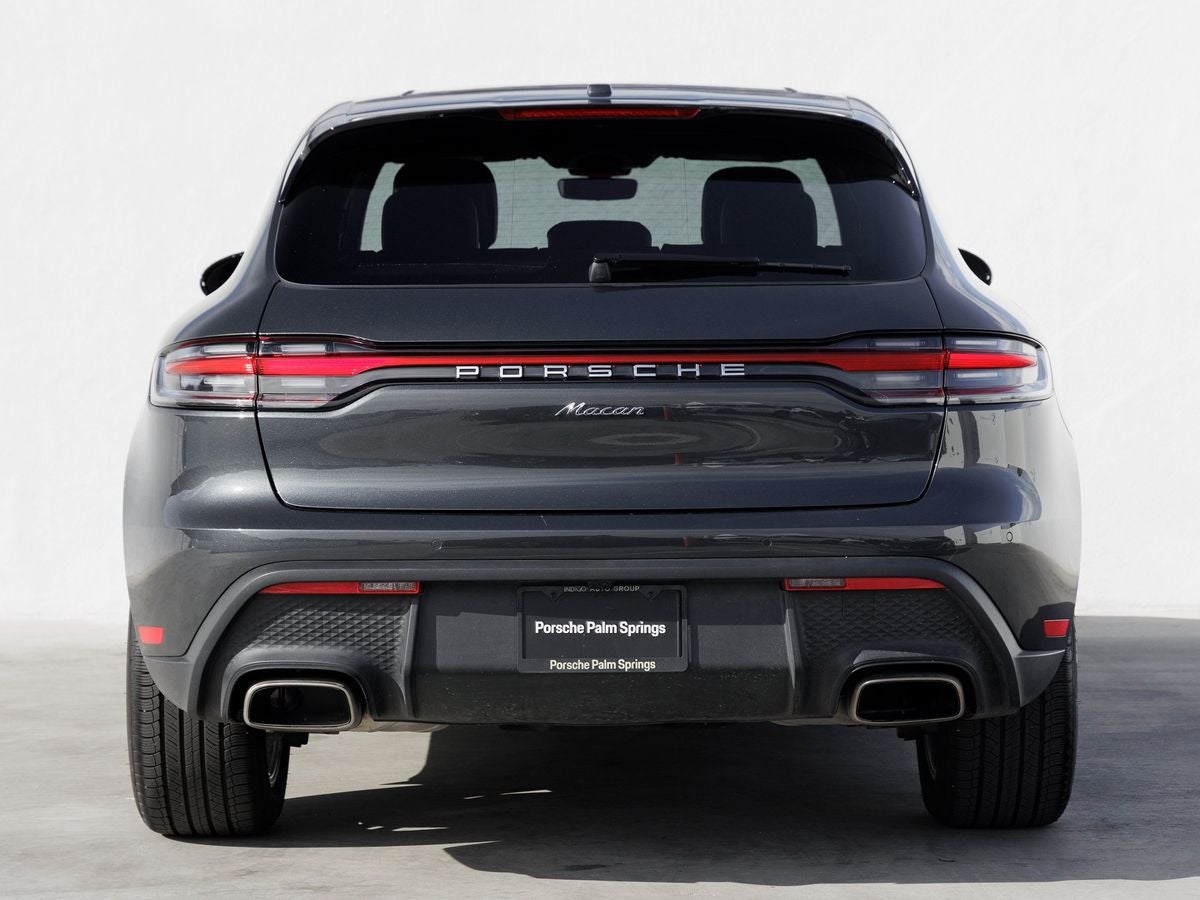 2025 Porsche Macan Base