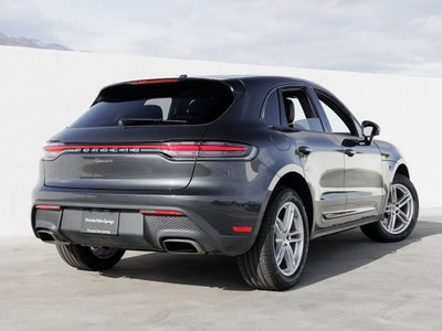 2025 Porsche Macan Base