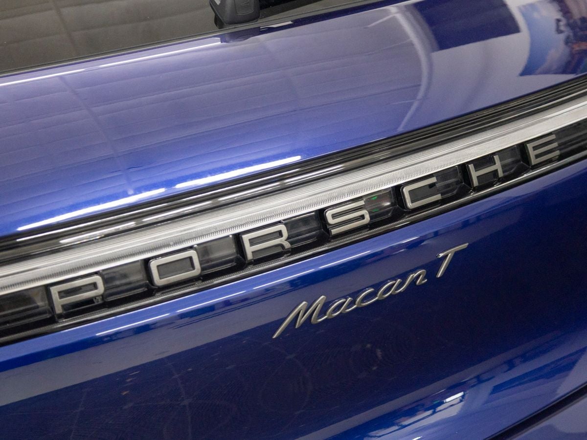 2025 Porsche Macan T