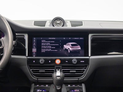 2025 Porsche Macan T