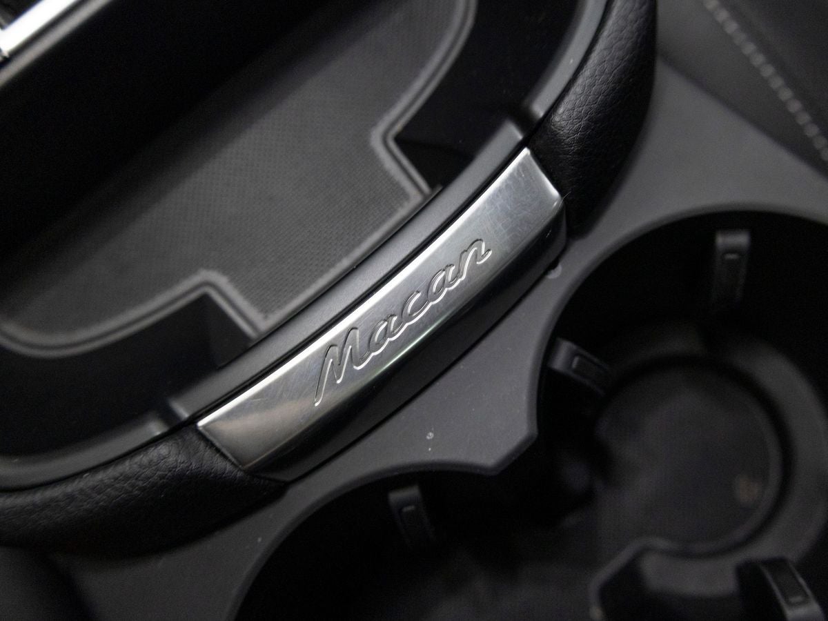 2025 Porsche Macan T