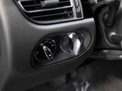 2025 Porsche Macan T