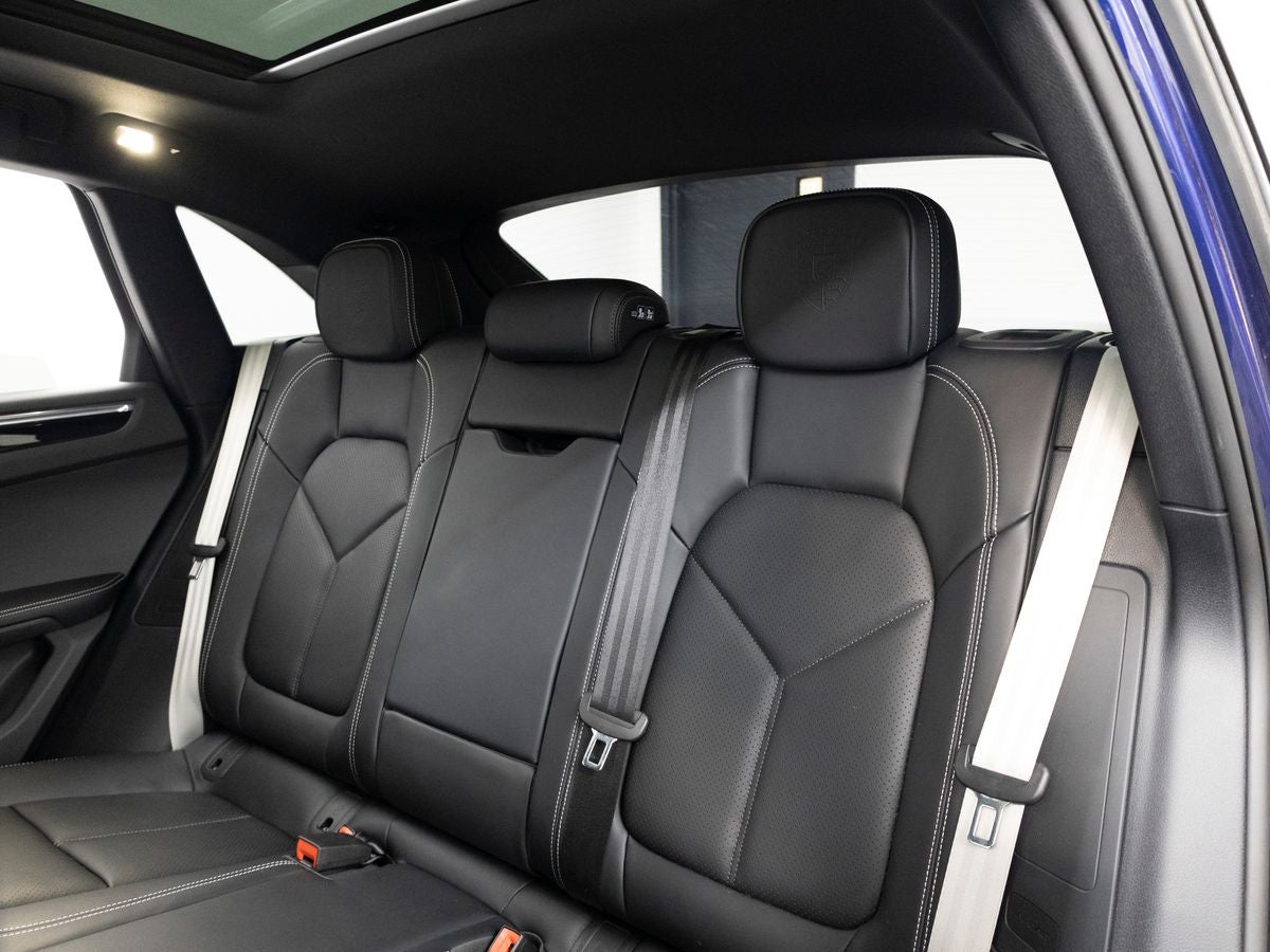 2025 Porsche Macan T