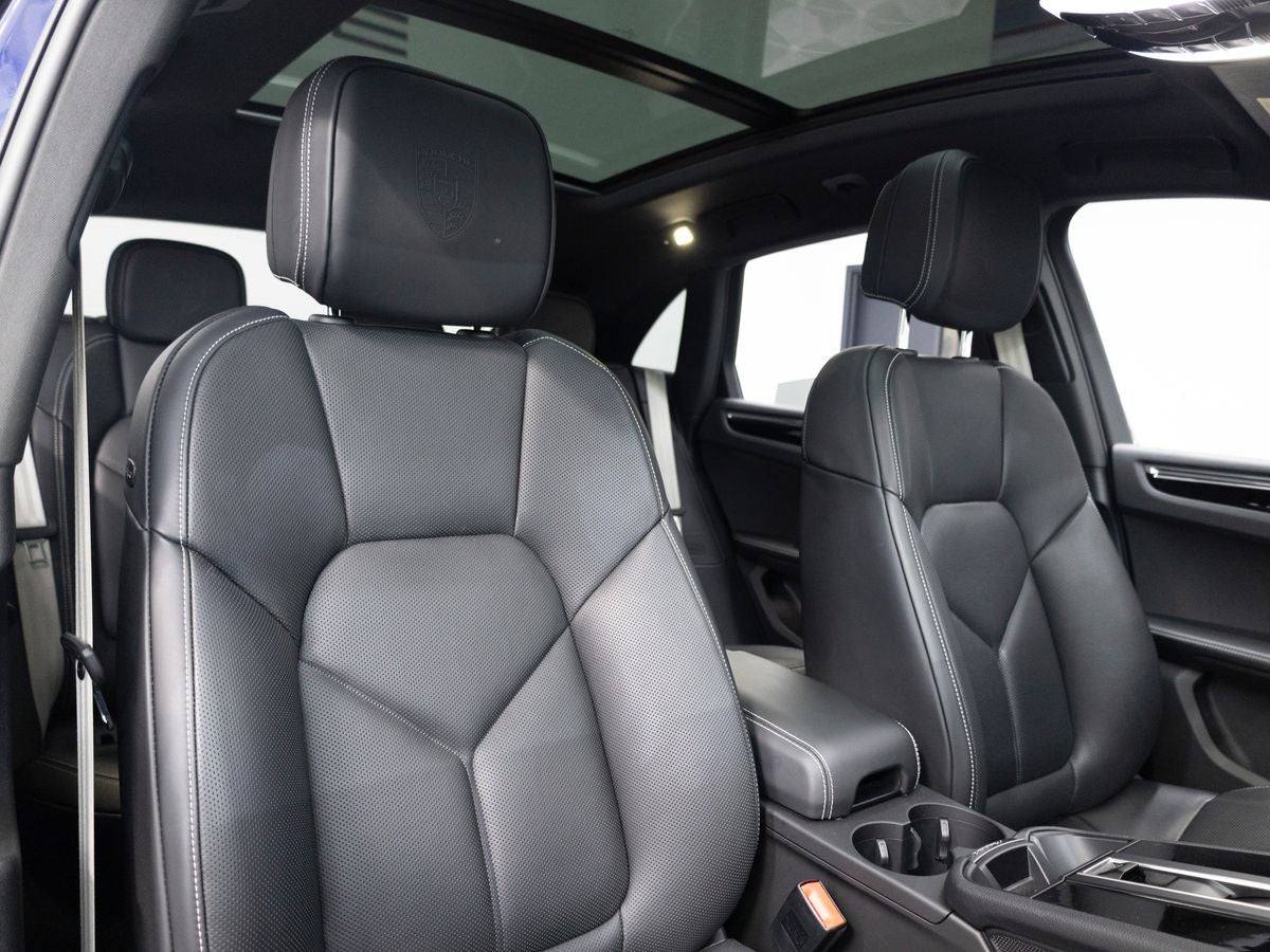 2025 Porsche Macan T