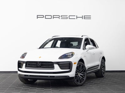 2026 Porsche Macan Base
