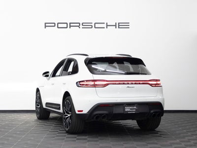 2026 Porsche Macan Base
