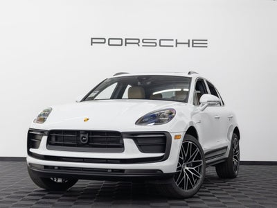 2026 Porsche Macan Base