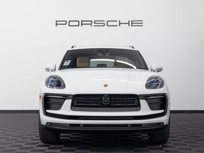 2026 Porsche Macan Base