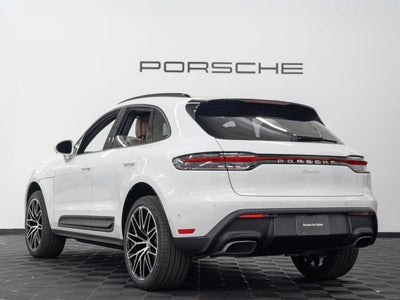 2026 Porsche Macan Base