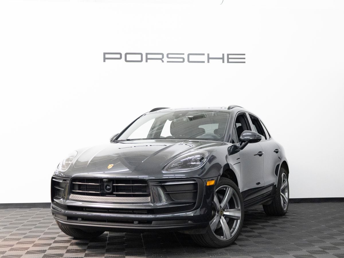 2026 Porsche Macan Macan