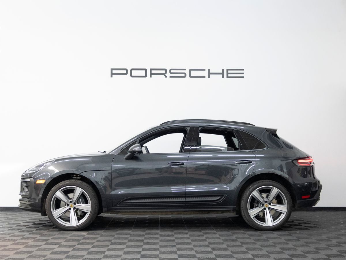 2026 Porsche Macan Macan