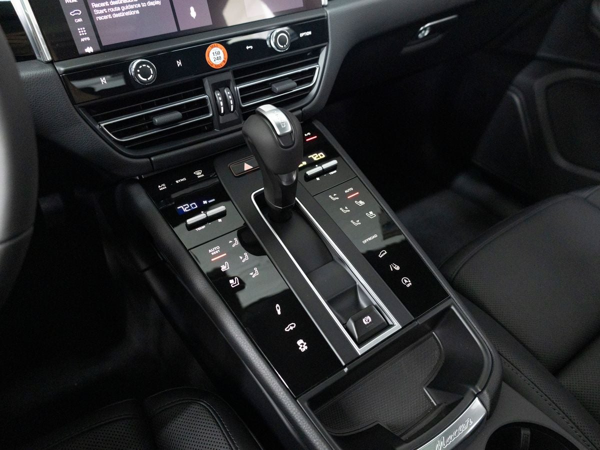 2026 Porsche Macan T