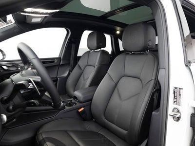 2026 Porsche Macan T