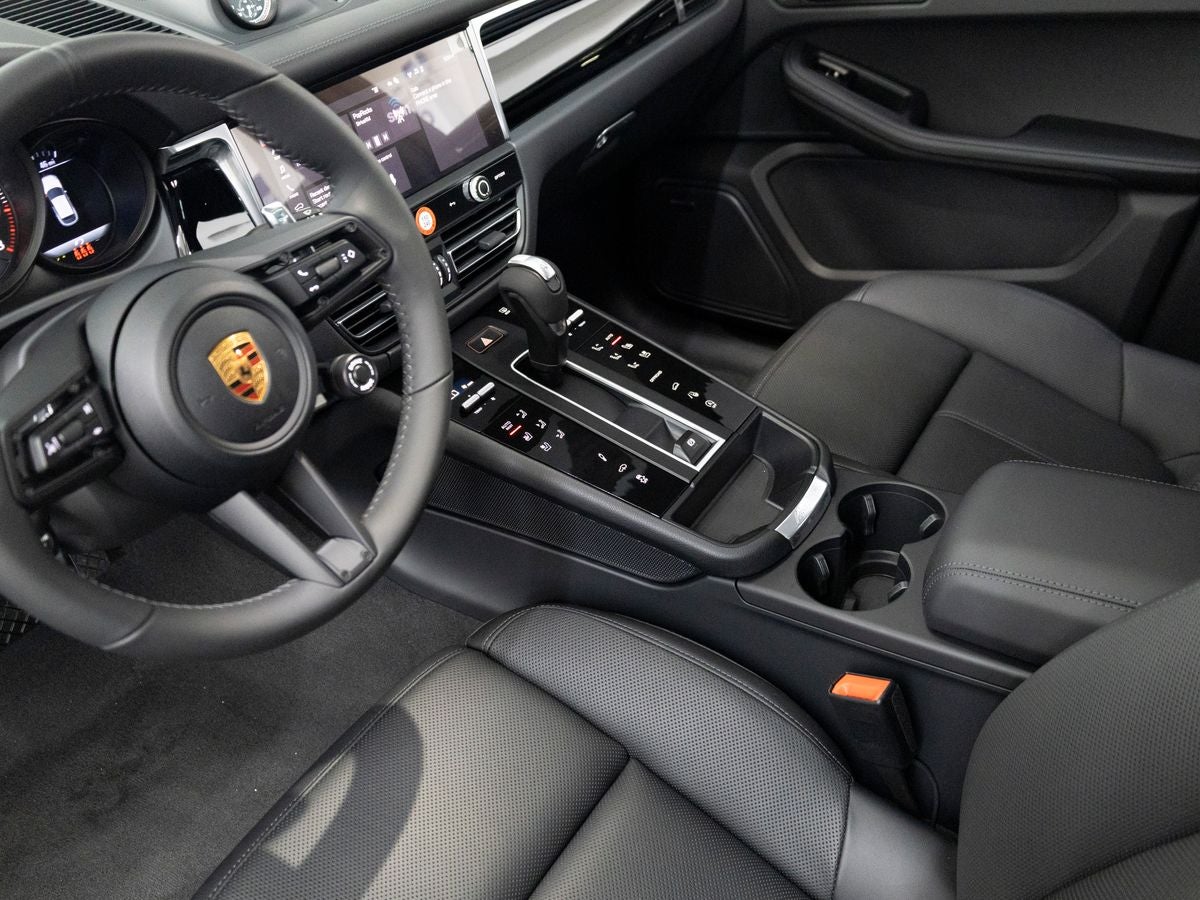 2026 Porsche Macan T