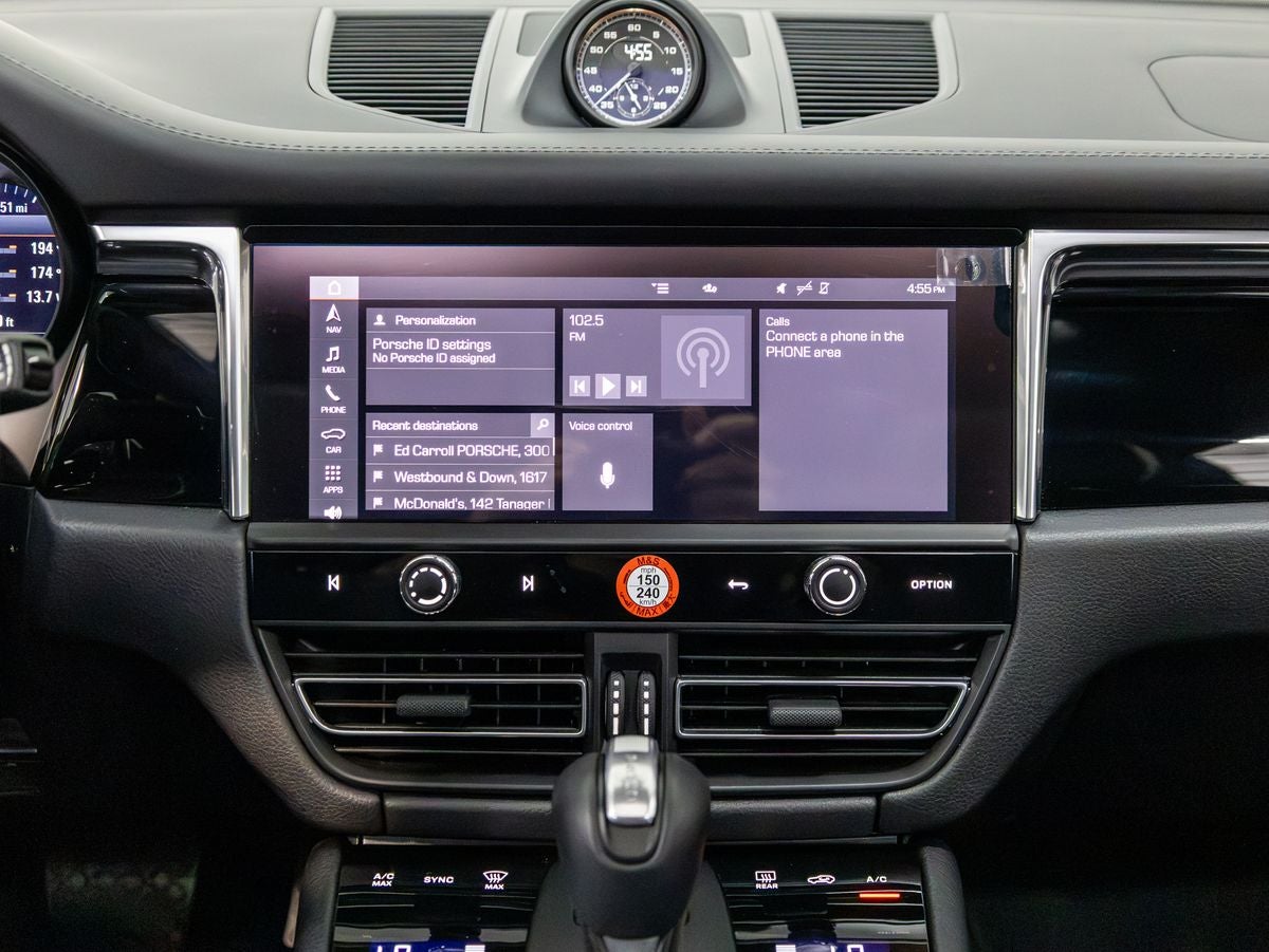 2026 Porsche Macan Macan
