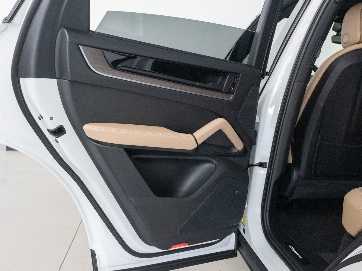 2026 Porsche Cayenne Base