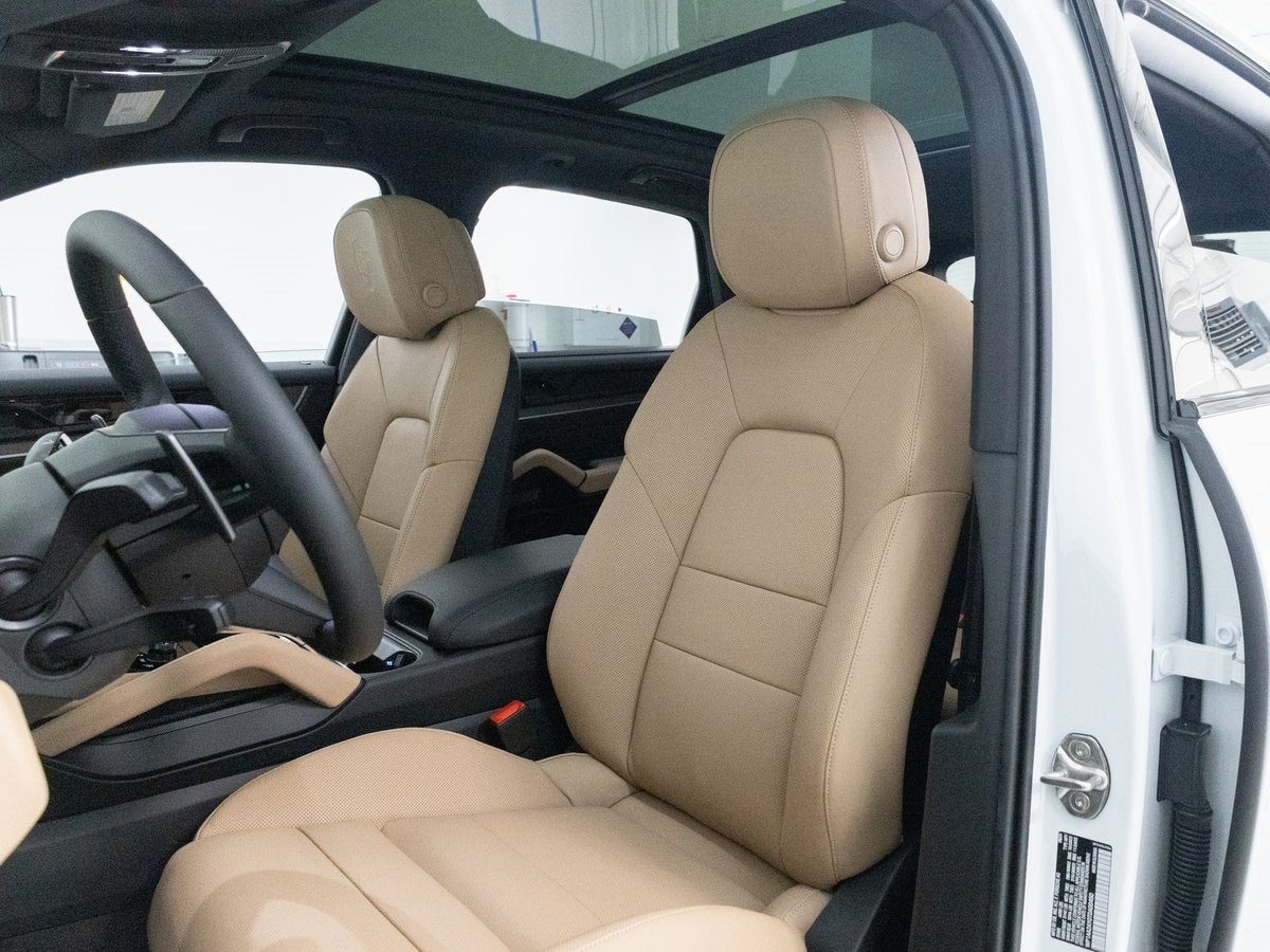 2026 Porsche Cayenne Base